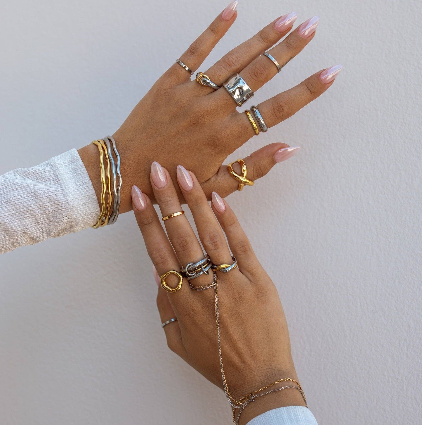 ALCO Esther Hand Chain