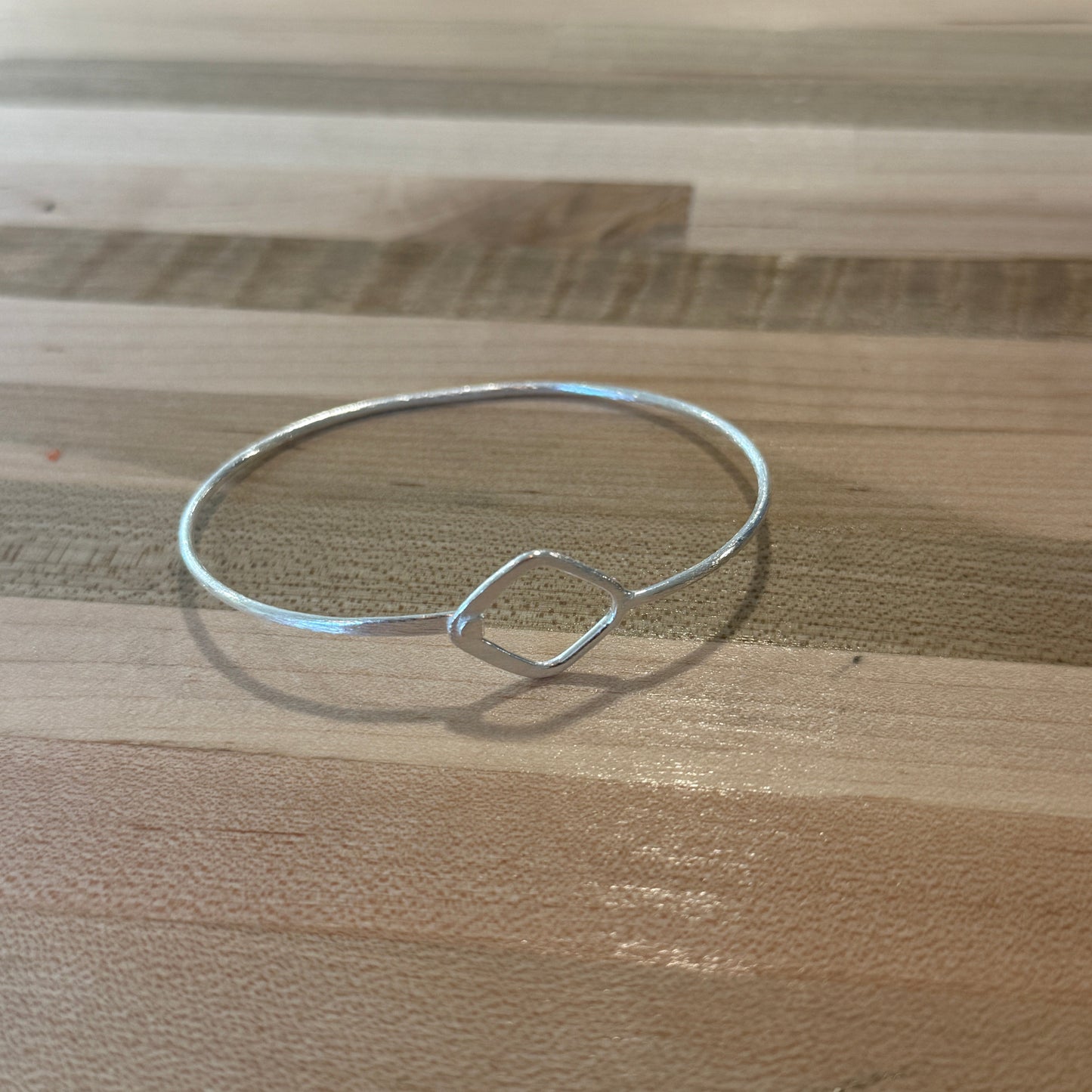 Baizaar Square Bangle