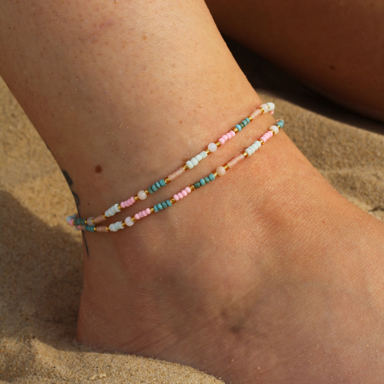 Pineapple Island Golden Hour Colorful Beaded Anklet - Pink & Aqua
