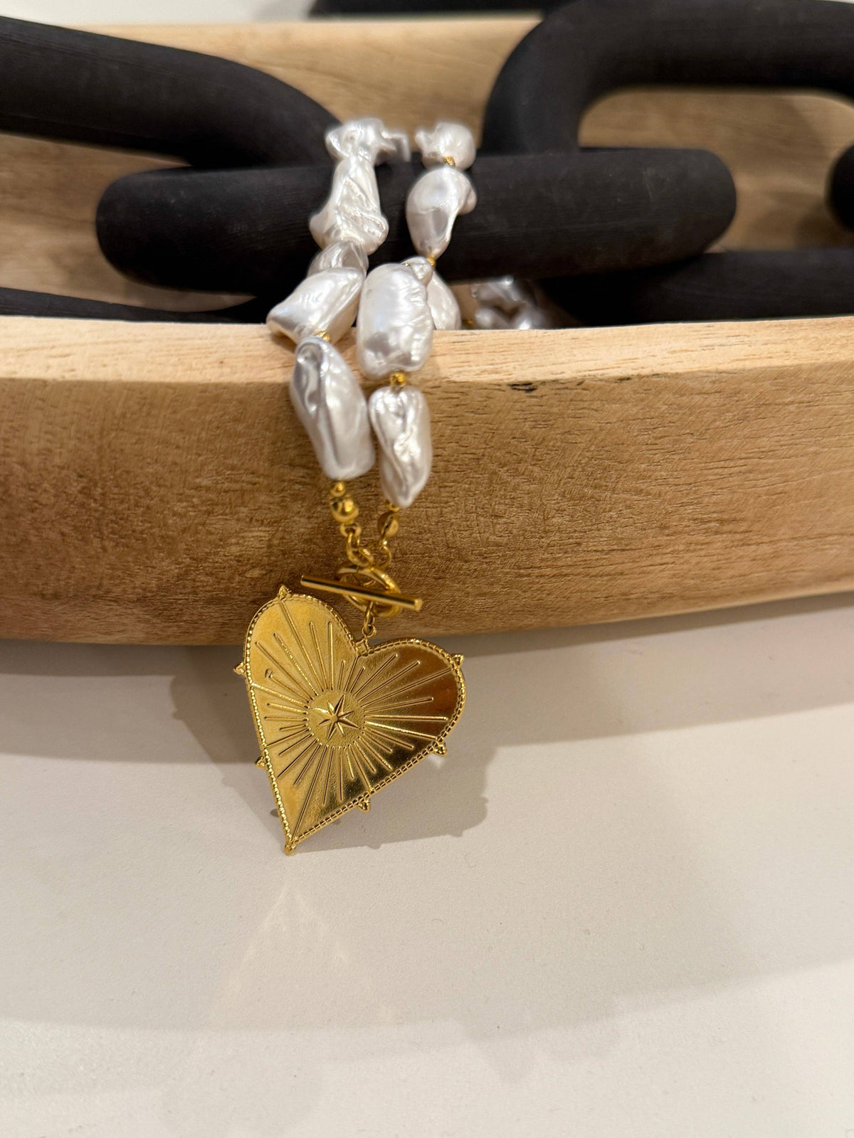 CHANSUTTPEARLS BLAZE NECKLACE