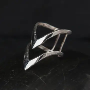 Baizaar Double V Ring