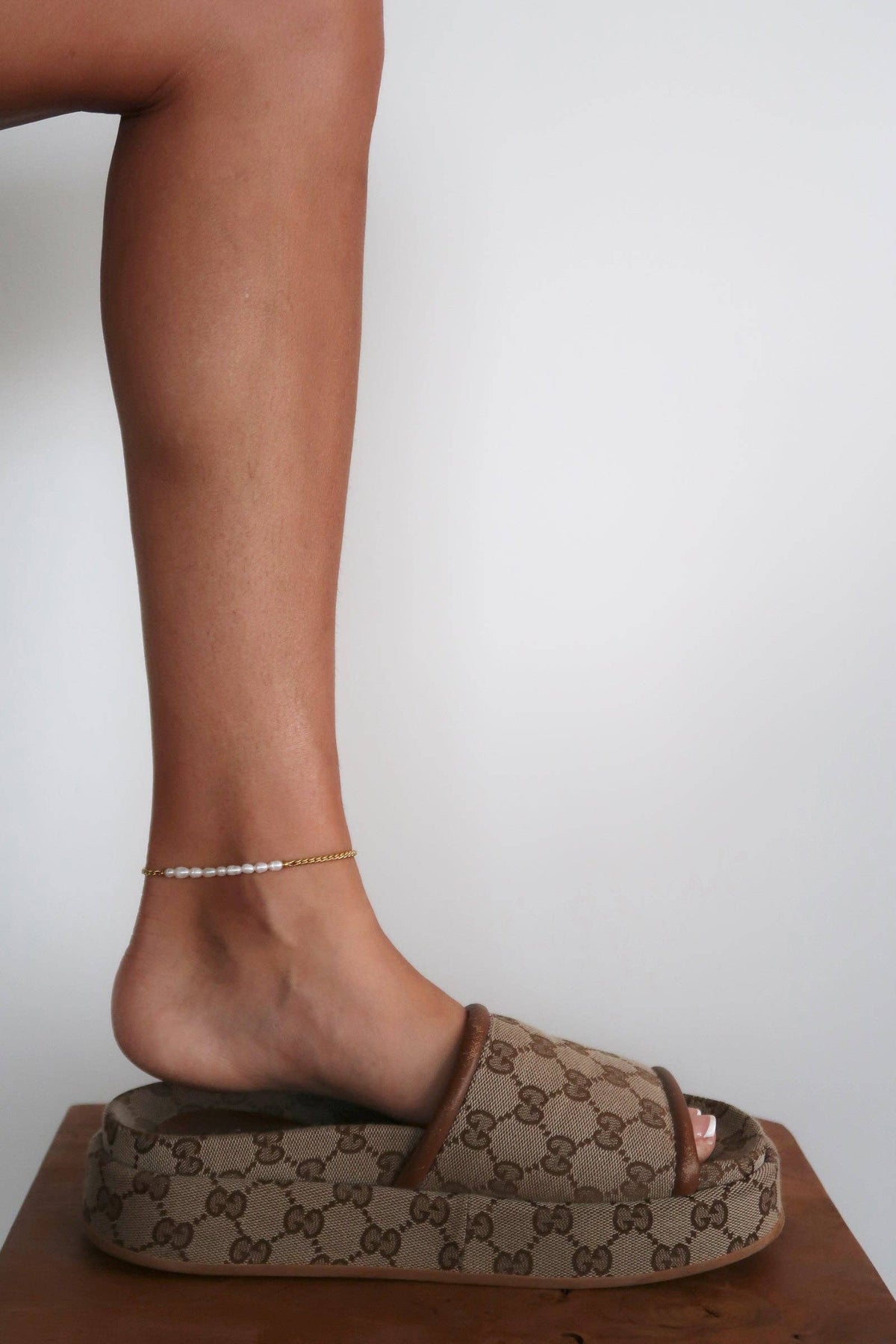 CHANSUTTPEARLS LILY ANKLET
