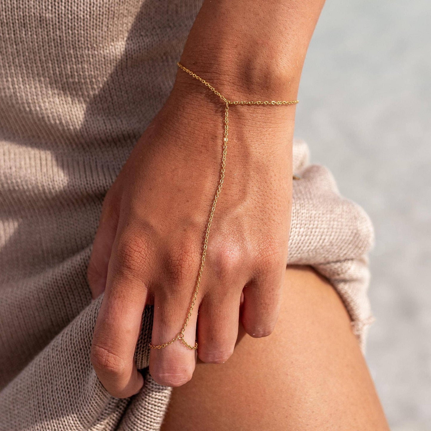 ALCO Esther Hand Chain