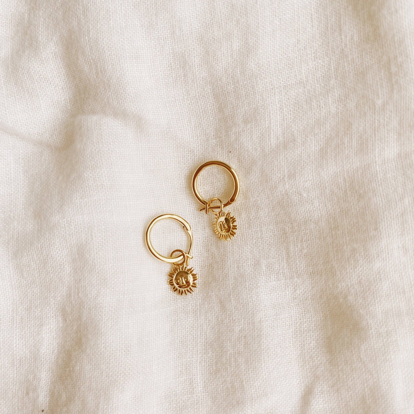 The Salty Gem Tess & Sarah Hoops