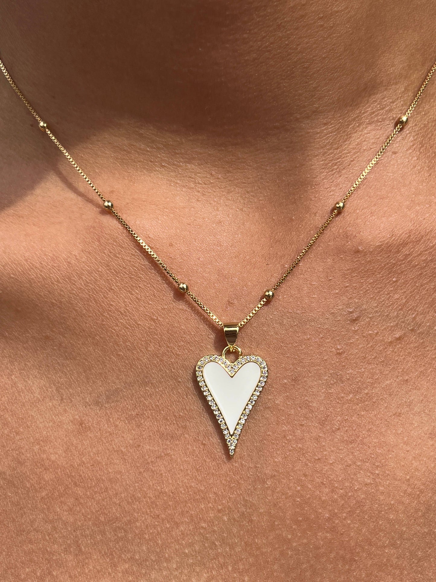 Mali Beads Dainty White Enamel Heart Necklace – Gold Filled Minimal Jewelry: 16" / Pattern Box Chain