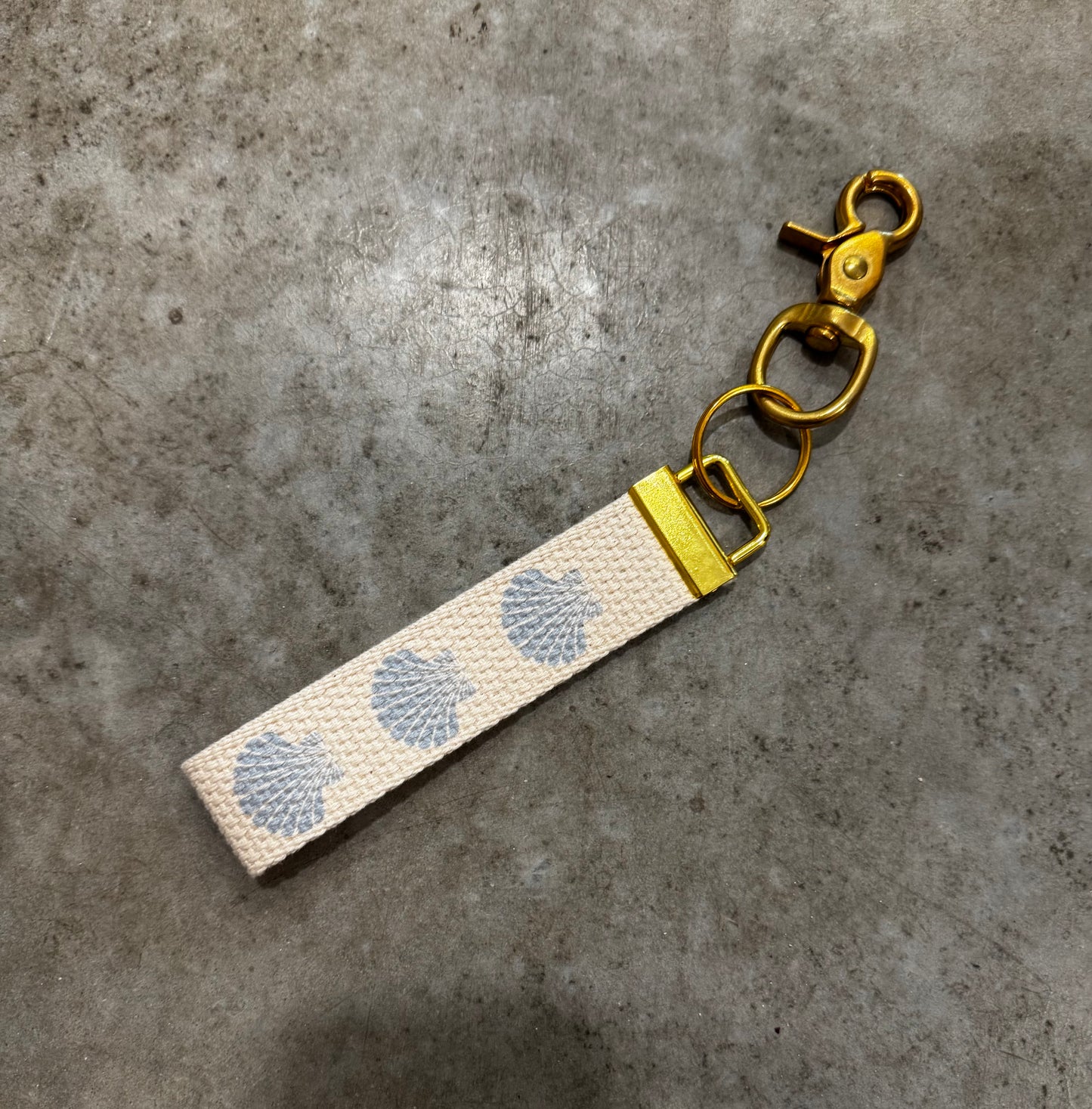 Rustic Marlin Repeating Shell Keychain