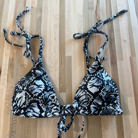 Charmo Double Triangle Top