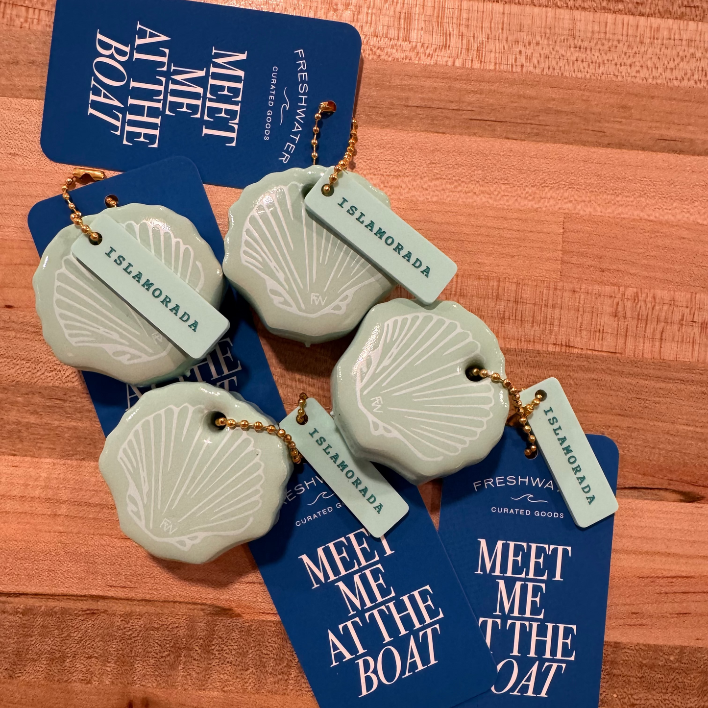 Freshwater Curated Goods Islamorada Floating Shell Keychain