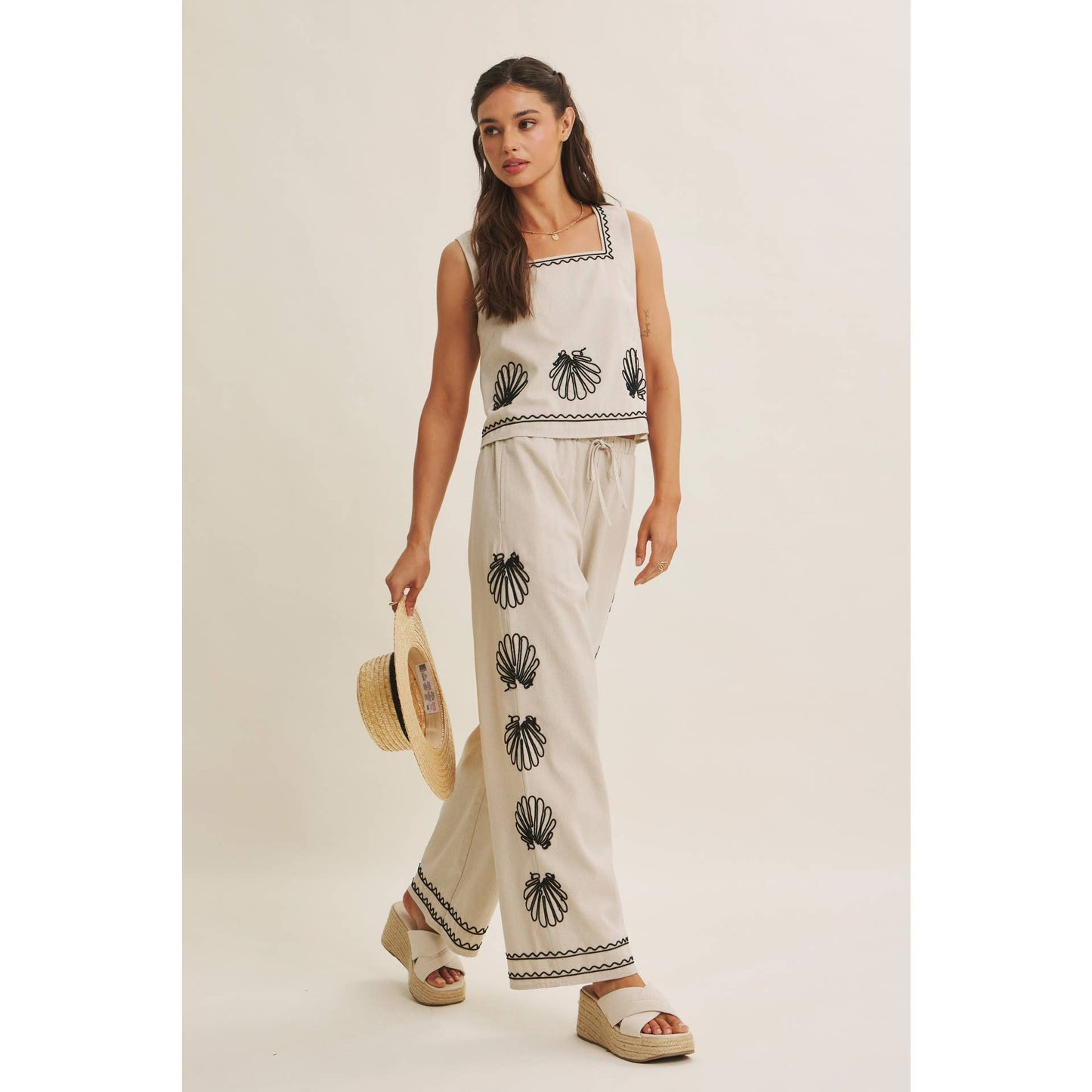 In February Coastal Seashell Embroidered Pant