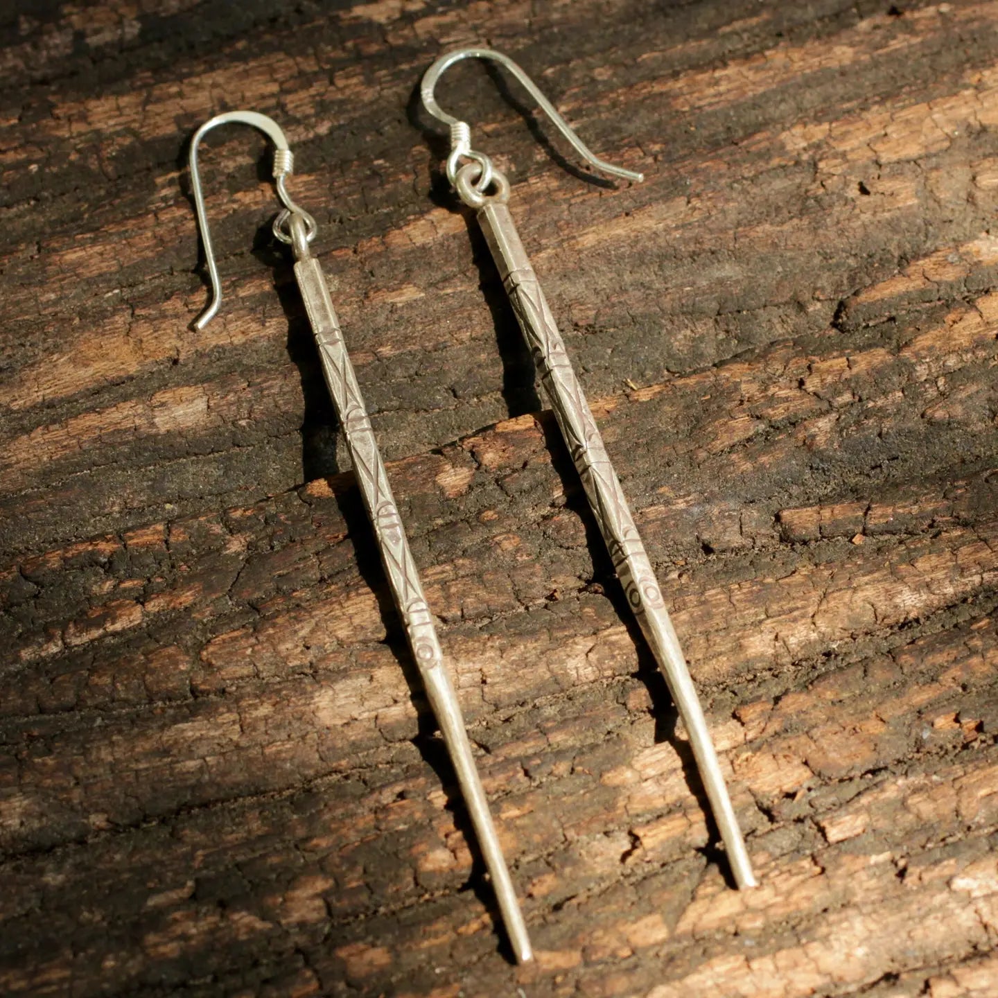 Baizaar Hill Tribe Sterling Silver Etched Needle Earring