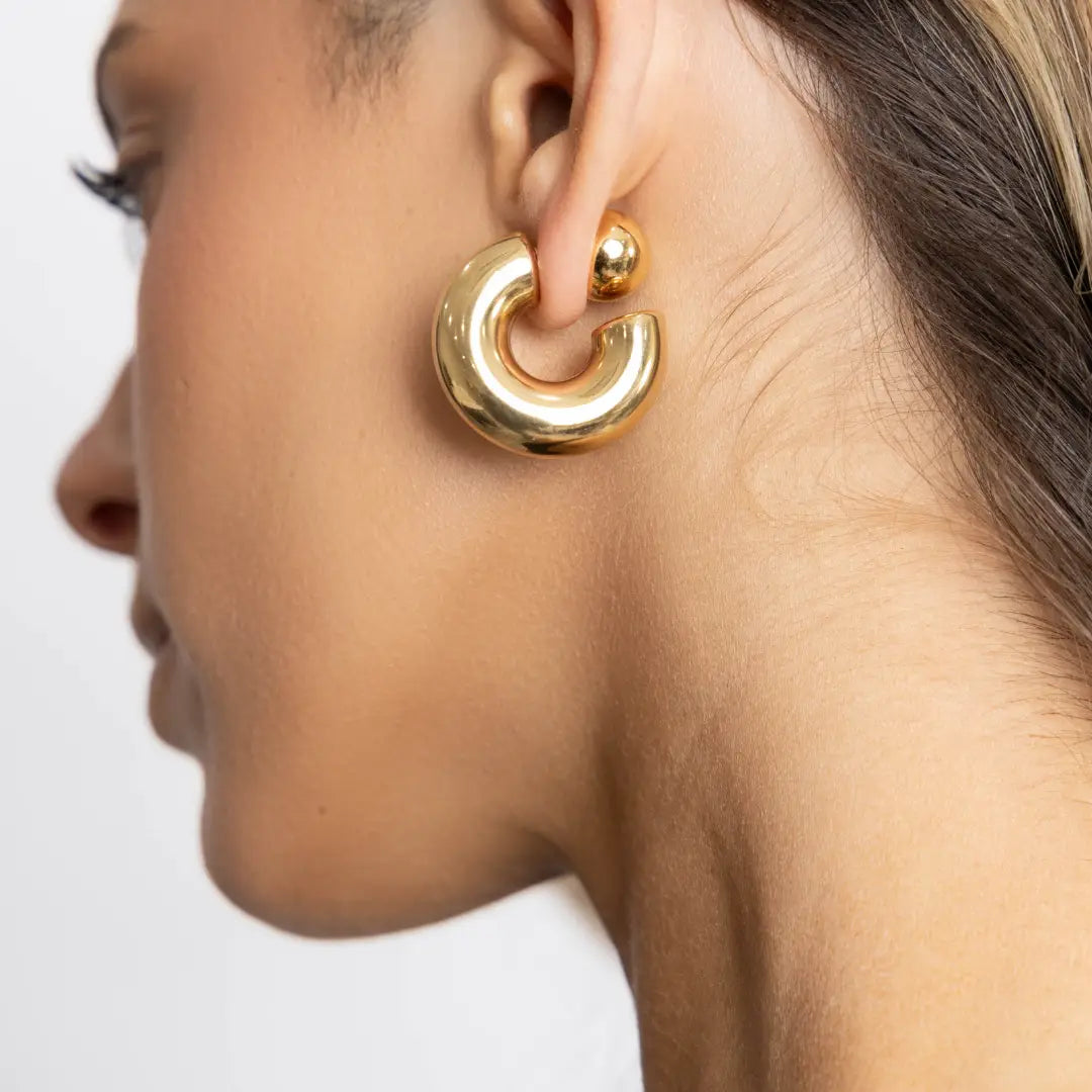 Sahira Kelly Tube Hoop