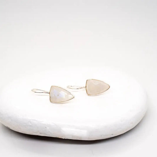 Baizaar Teardrop Triangle Stone Earring - Moonstone