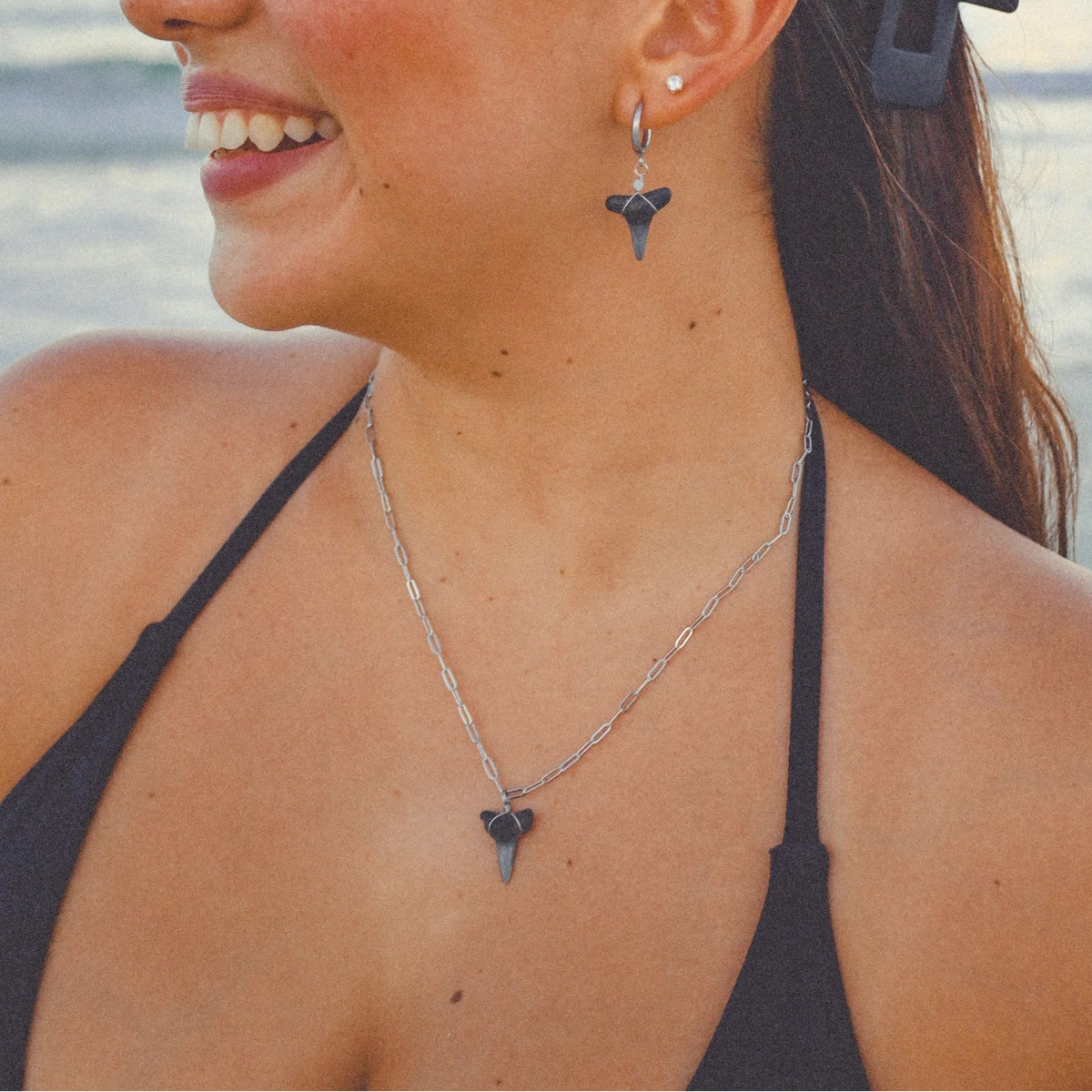 Silver Fin Shark Chain - Silver