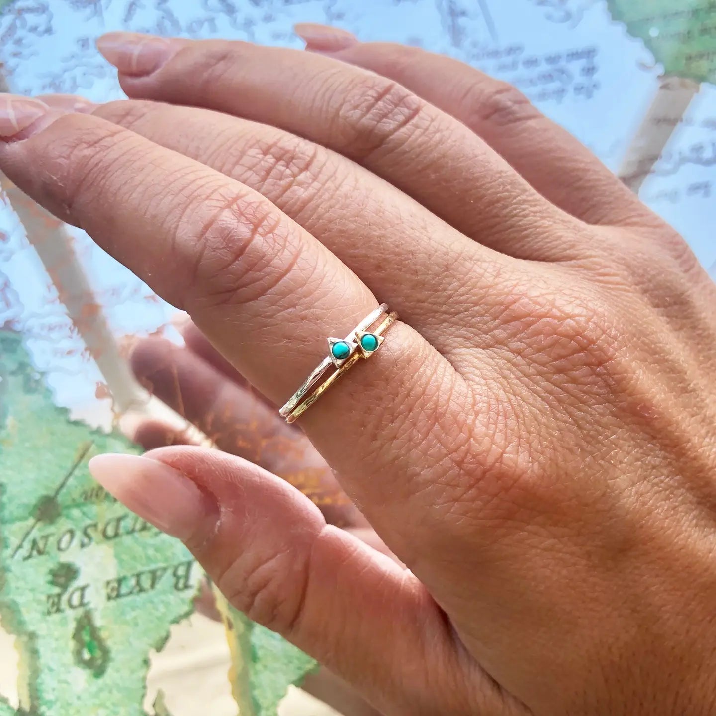 Baizaar Sterling Silver Tiny Turquoise Triangle Ring